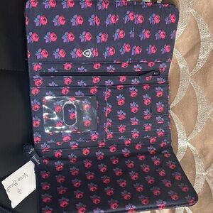 Vera Bradley Navy RFID Wallet Crossbody with internal Floral print